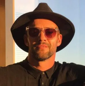 Kris Smith Photo